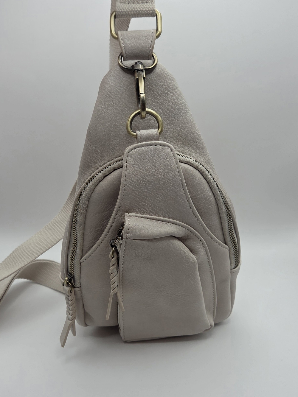Antik Kraft Tasha Crossbody Sling